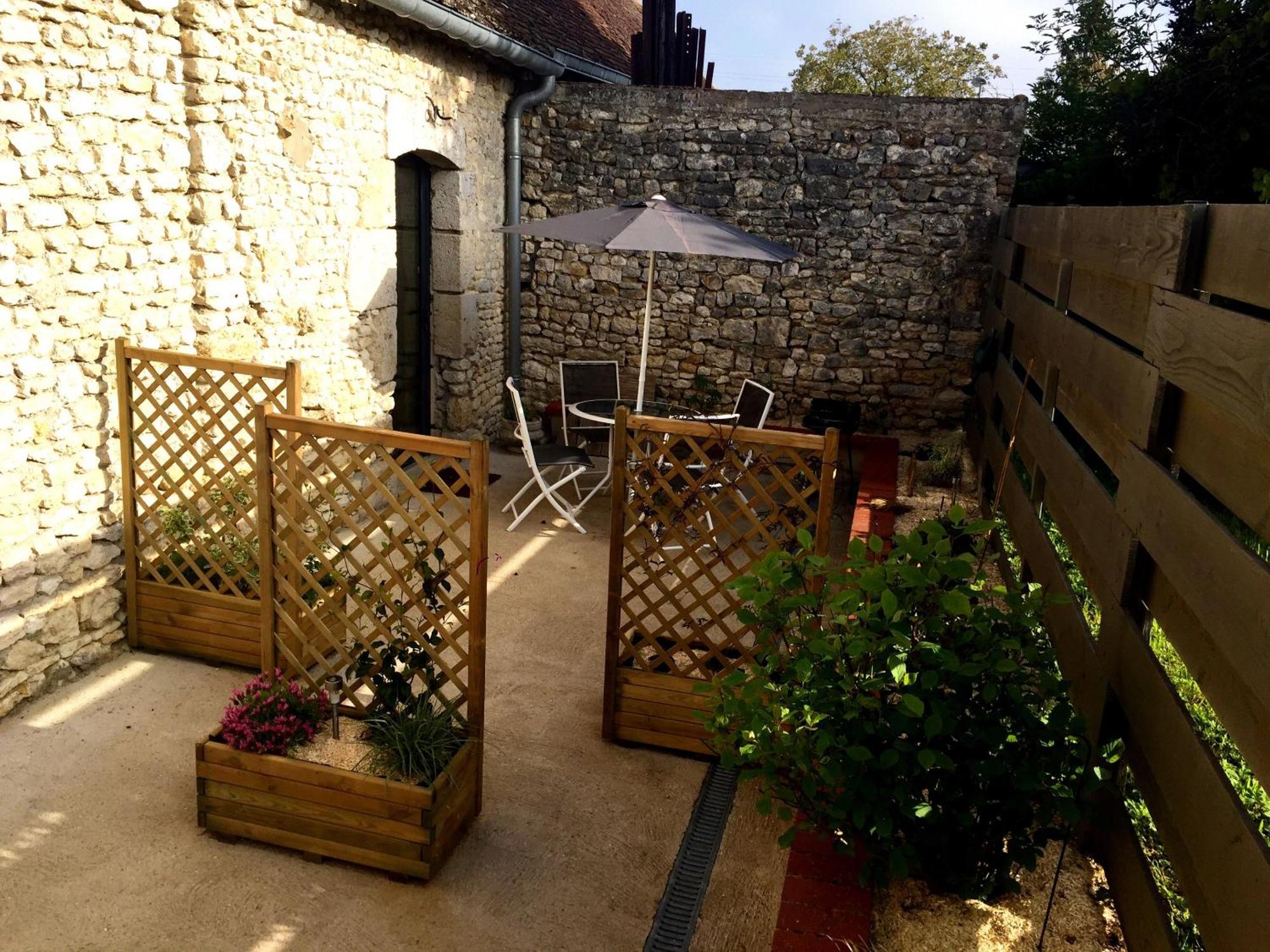 Un Figuier Dans Notre Jardin Villa Beaune-la-Rolande Exterior foto